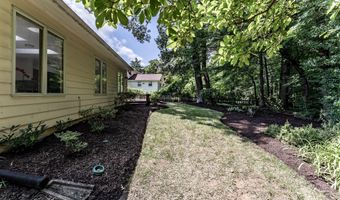 8702 PAPPAS Way, Annandale, VA 22003