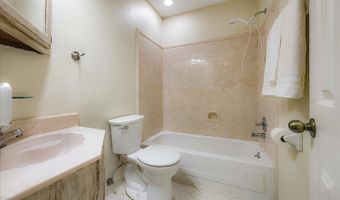 6640 LAUREL Vly, Bartlett, TN 38135