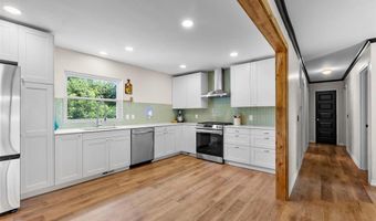 708 W 2nd St, Advance, MO 63730