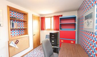16 Hempstead Ave, Bangor, ME 04401