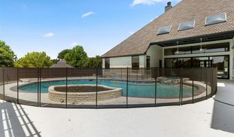 209 Carriage Hill Ln, Heath, TX 75032
