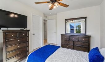 8 Liam Ct, Algonquin, IL 60102