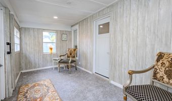 815 Grove St, Adel, IA 50003