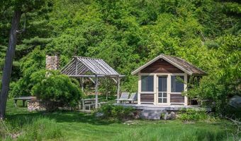 965-973 Hale St, Beverly, MA 01915