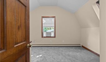 26 Channing St, Newport, RI 02840