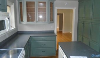 830 Fairway Dr, Anniston, AL 36207
