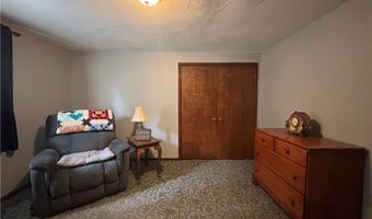 385 Cochran Rd, Aurora, OH 44202