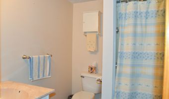 87 Middle Rd, Augusta, ME 04330