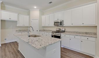 107 Hyde Park Dr, Brandon, MS 39042