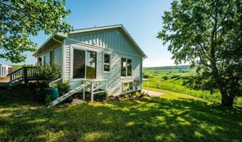 28 S Rail Rd, Banner, WY 82832