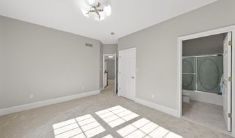 2086 Autumn Hill Dr, Ann Arbor, MI 48103