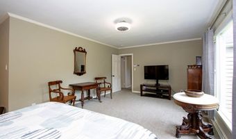 330 Countryside Dr, Ashland, OH 44805