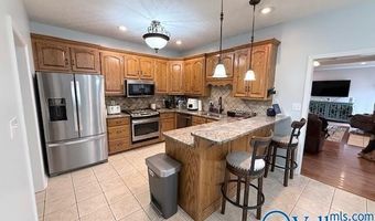 17868 Clearview St, Athens, AL 35611