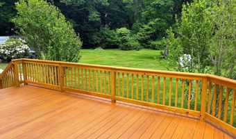 158 Cow Hill Rd 1, Clinton, CT 06413