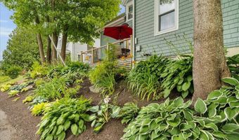 23 Commercial St, Belfast, ME 04915
