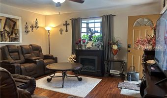 1411 Consuelo St, Alice, TX 78332