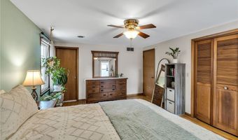 60 Fairways Blvd, Amherst, NY 14221
