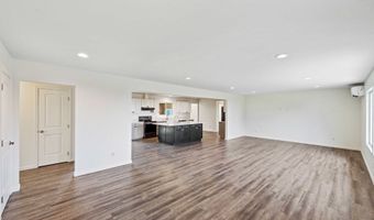 975 OCEAN Dr, Bandon, OR 97411
