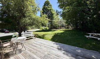 120 Carriage Hill Rd, Brattleboro, VT 05301