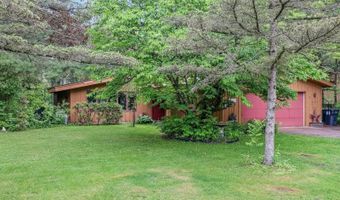 2720 Parkway Ct, Wisconsin Rapids, WI 54494