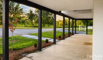3175 Trotter Rd, Asheboro, NC 27205