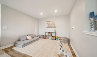 743 S Shade Ct, Andover, KS 67002