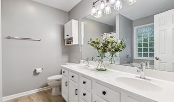 10 Oxford Dr, Angier, NC 27501