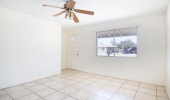 725 E MANOR Dr, Casa Grande, AZ 85122