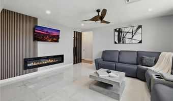 223 W Simmons Ave, Anaheim, CA 92802