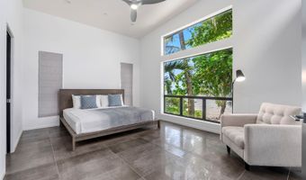 47-409 Kamehameha Hwy B, Kaneohe, HI 96744