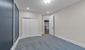 228 Cloverdale Rd, Apex, NC 27523