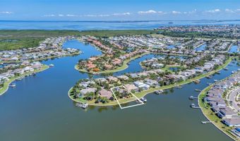 5405 R MERRITT ISLAND Dr, Apollo Beach, FL 33572