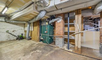 85 School Ground Rd, Branford, CT 06405