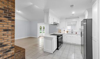 729 Canterbury Dr, Biloxi, MS 39532