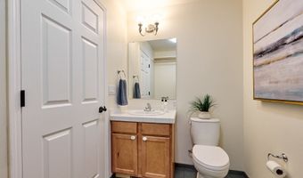 421 HARRIS Ln, Oregon City, OR 97045