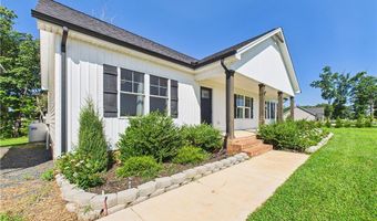 3353 Stonewall Rd, Appomattox, VA 24538