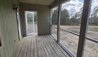 632 Carver Cir, Alford, FL 32420