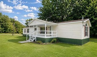 809 W 9th St, Baxter Springs, KS 66713