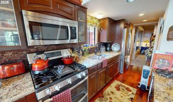 19921 WHALESHEAD Rd U6, Brookings, OR 97415