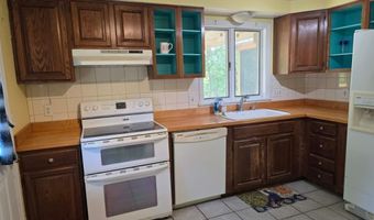 184 Carriage Hill Rd, Brattleboro, VT 05301
