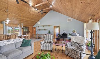 631 W N 10th St, Baxter Springs, KS 66713