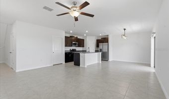 5224 WHITE CHICORY Dr, Apollo Beach, FL 33572