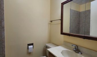 660 W Central Rd, Arlington Heights, IL 60005