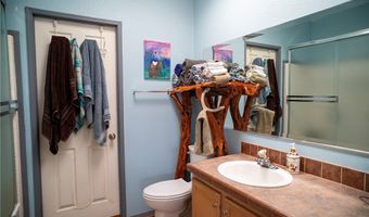 7190 E Red Barrel Rd, Yucca, AZ 86438