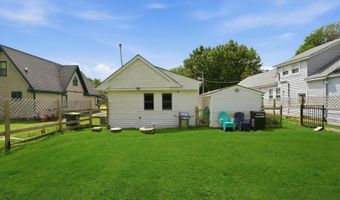 23016 W Lakeview Ave, Antioch, IL 60002