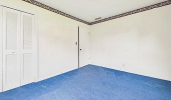 1727 Oakwood Dr, Anderson, IN 46011