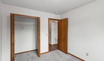 14799 Endicott Way, Apple Valley, MN 55124