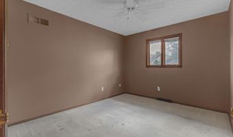 5650 Ramblewood Ct, Columbus, OH 43235