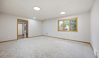 609 Lily Ln, Ada, MN 56510