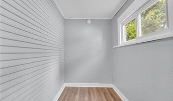 1174 La Croix Ave 1, Akron, OH 44307